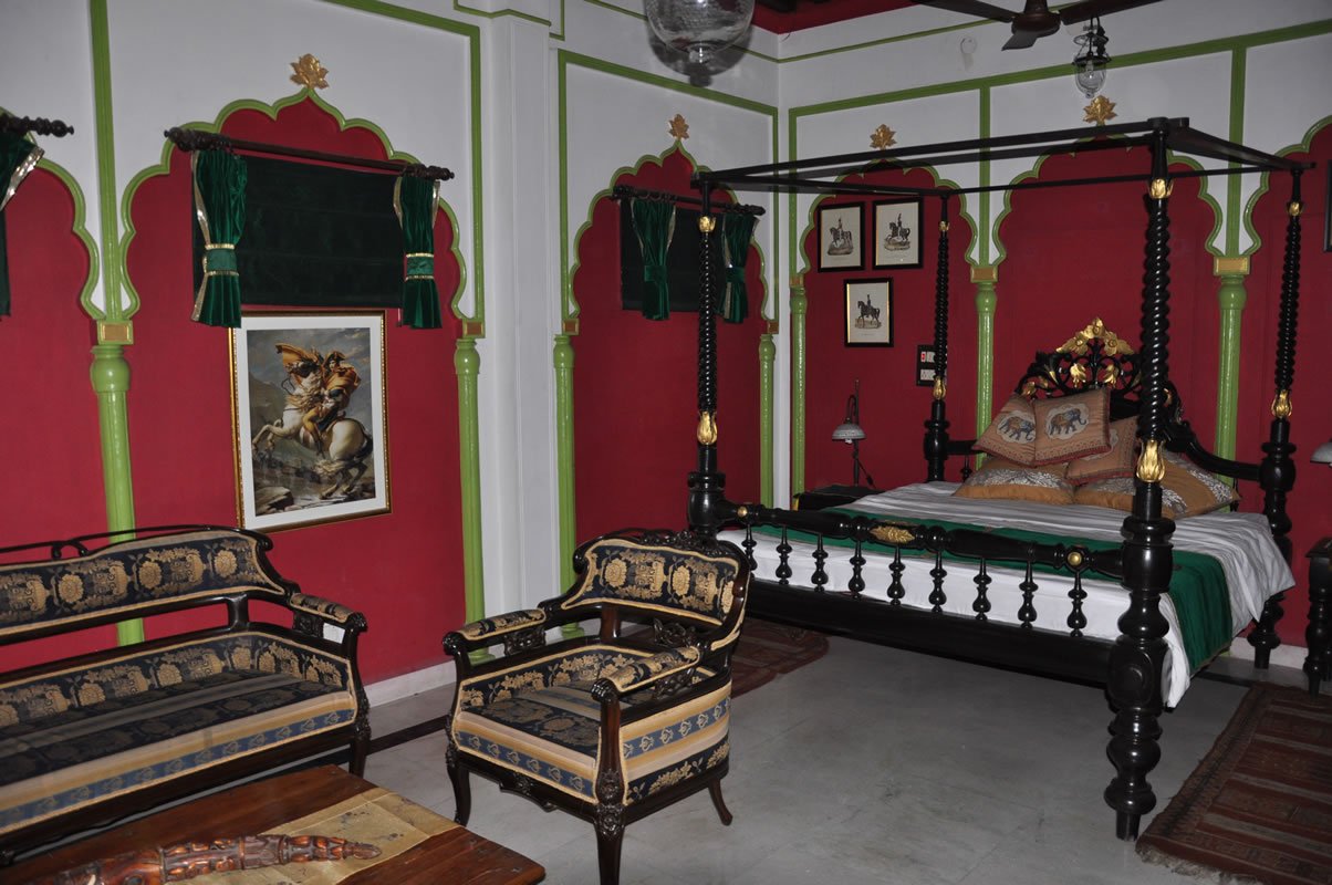 Rider's Room
