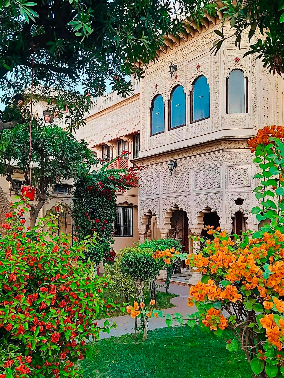 The restored courtyard at Shikwa Haveli